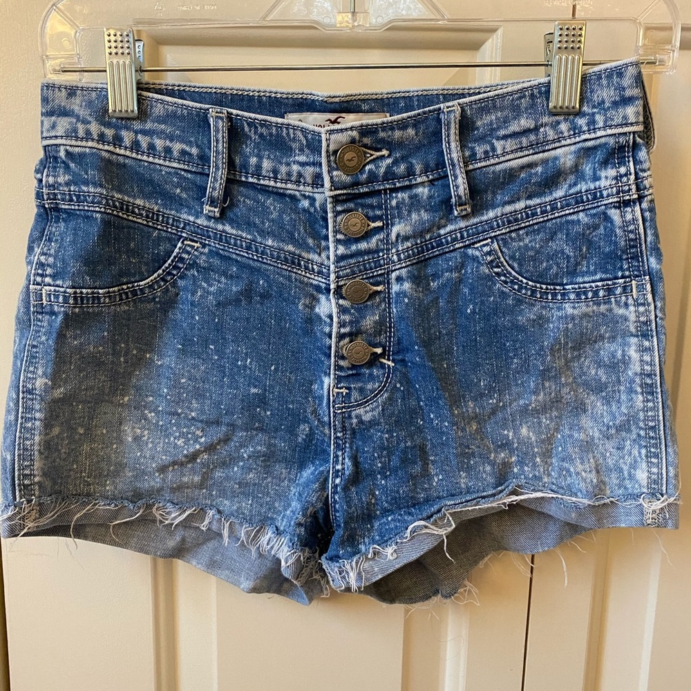 Hollister denim shorts - Picture 1 of 3